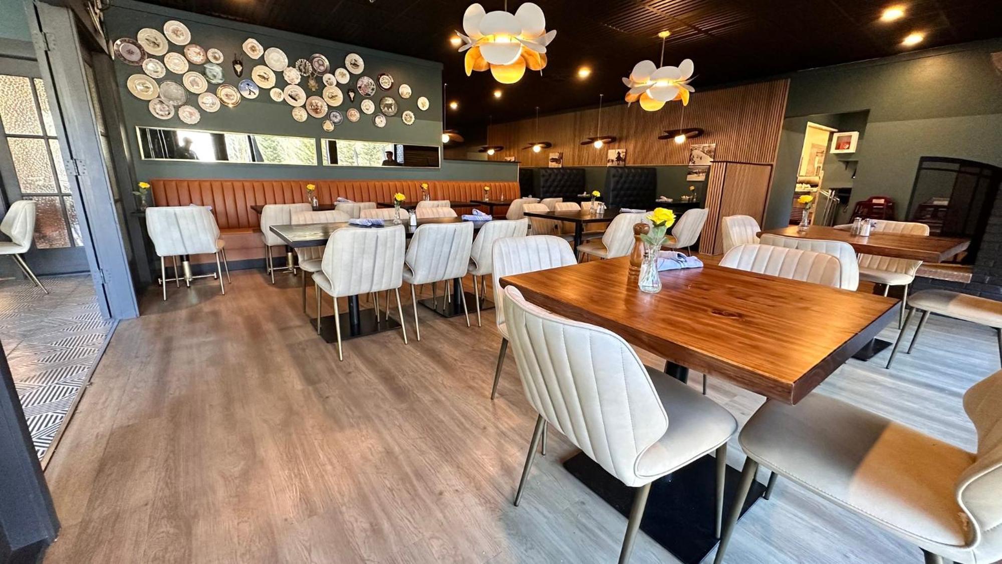 斯廷博特斯普林斯假日酒店 外观 照片